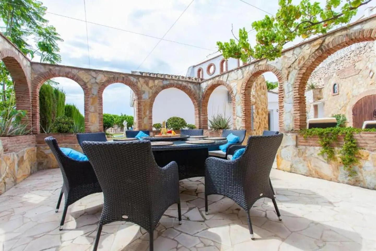 Summer Offers! Fabulous Luxury Villa Near The Beach Sleeps 8 Benalmadena Exterior photo