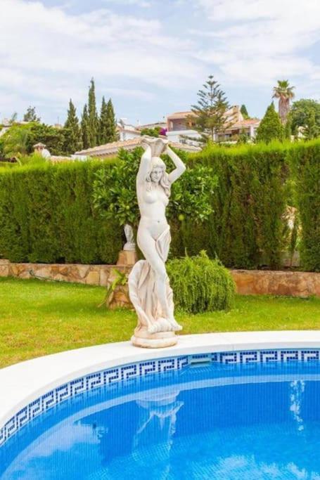 Summer Offers! Fabulous Luxury Villa Near The Beach Sleeps 8 Benalmadena Exterior photo