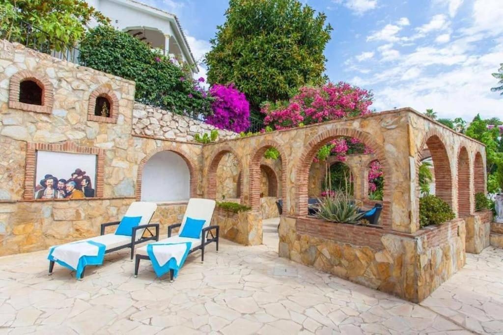 Summer Offers! Fabulous Luxury Villa Near The Beach Sleeps 8 Benalmadena Exterior photo